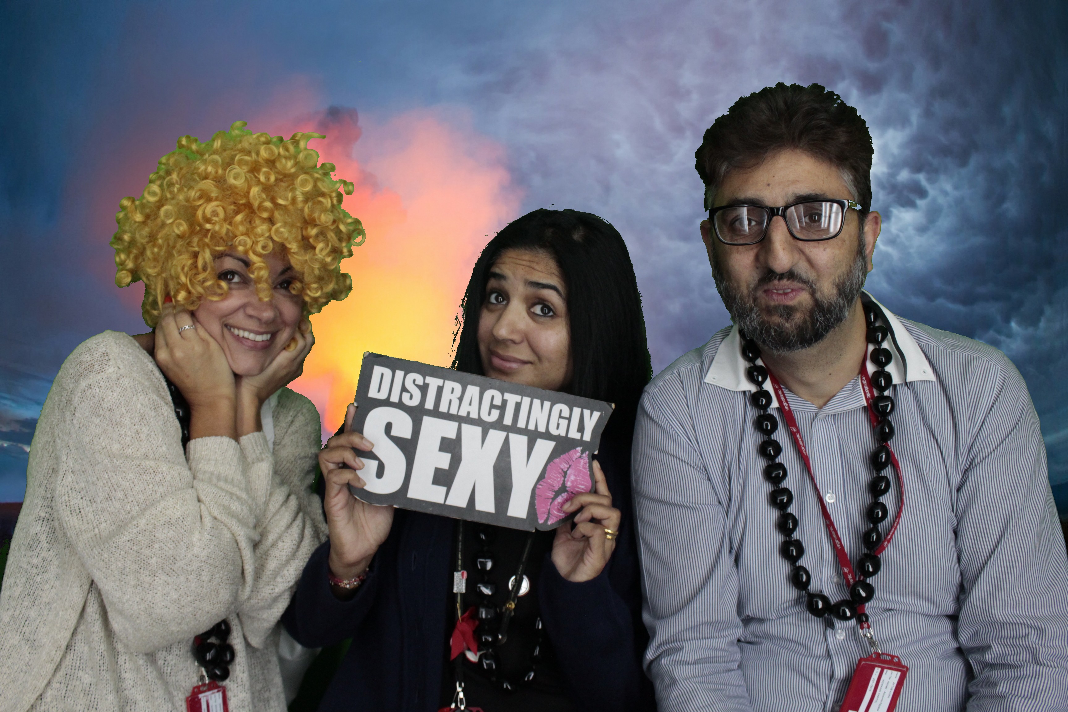 Hawaii Theme Virgin Holidays | View more photos from the event at gallery.myphotoboothexperience.co.uk/u/MyPhotoBoothExperienceLtd/Hawaii-Theme-Virgin-Holidays